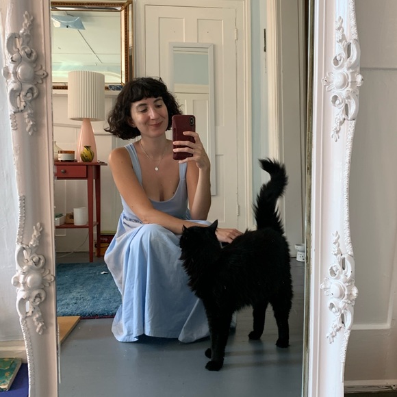 Meet your Posher, Andrea - Picture 1 of 1